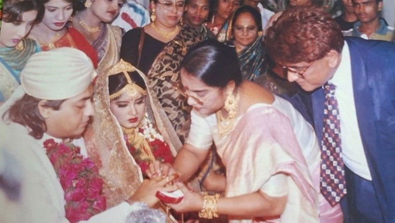 তিন দশক আগের বিয়ের ছবি প্রকাশ, যা বললেন ওমর সানী